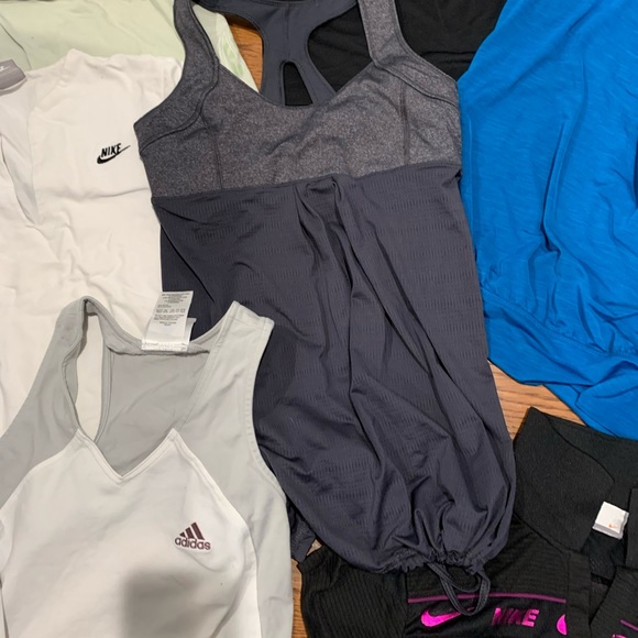 Bundle of 8 beautiful condition training tops xs-s - Picture 15 of 16